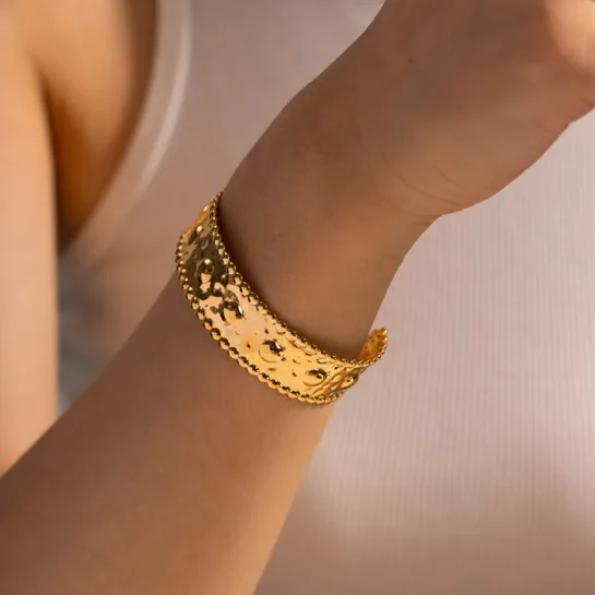Radiance Cuff