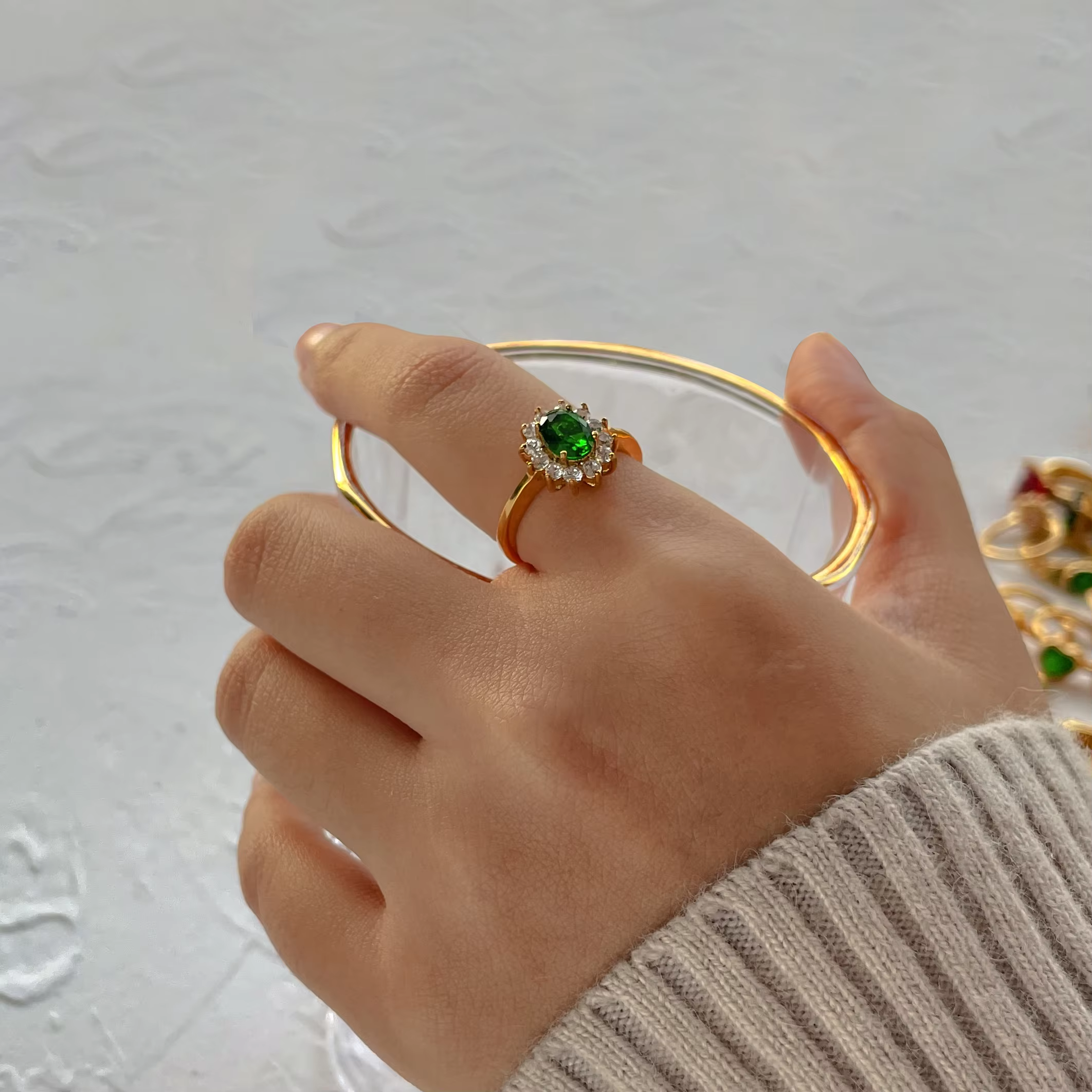 EMRALD BLOOM RING