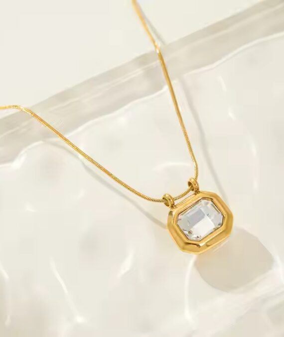 Clear Glow NECKLACE