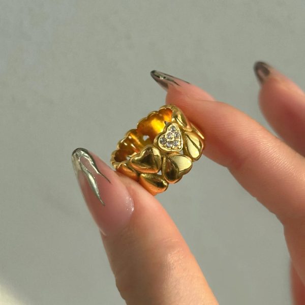 Heartlace Ring