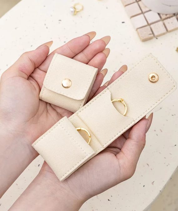 BLING TUCKER JEWELLERY ORGANIZER